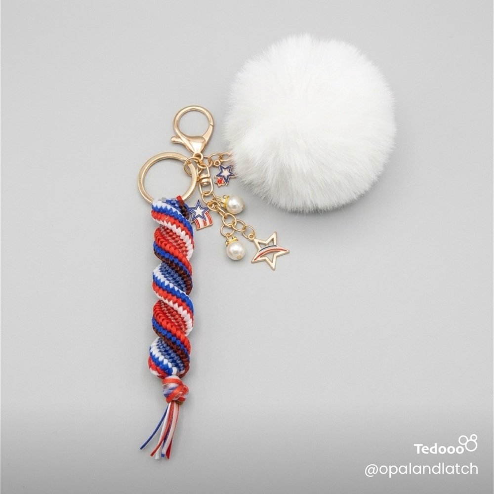 🌟Star Spangled Keychain - Picture 3 of 5